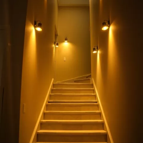 Jak rozmieścić oświetlenie schodowe
