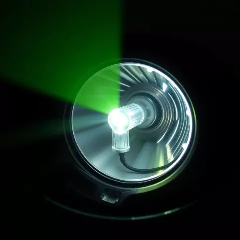 Jakie żarówki do lamp soczewkowych